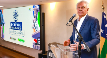 Caiado é homenageado com medalha do Centenário Art Déco em Goiânia